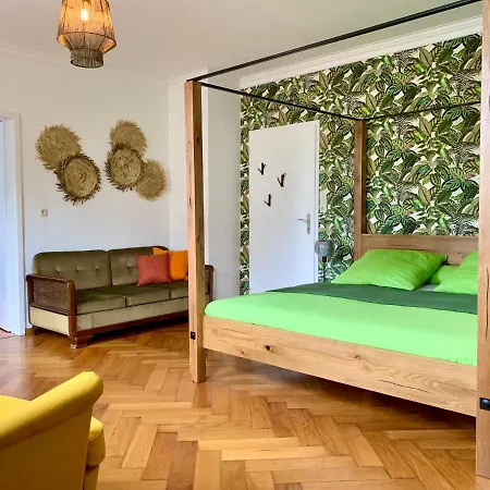 Boutique Apartment Villa Landenberger Outlet Metzingen P12E Buitenkant foto